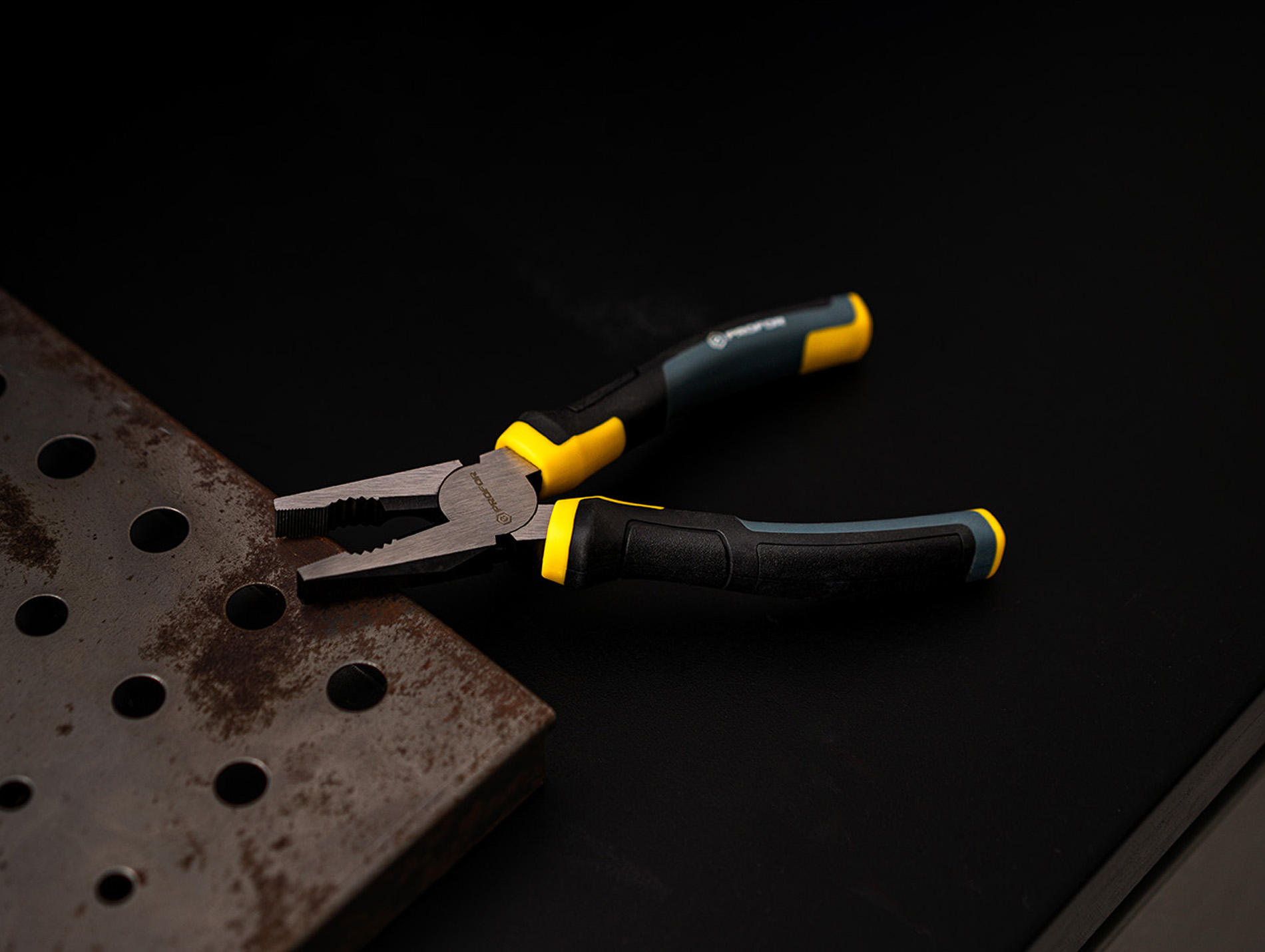 Pince universelle PROFOR 180mm