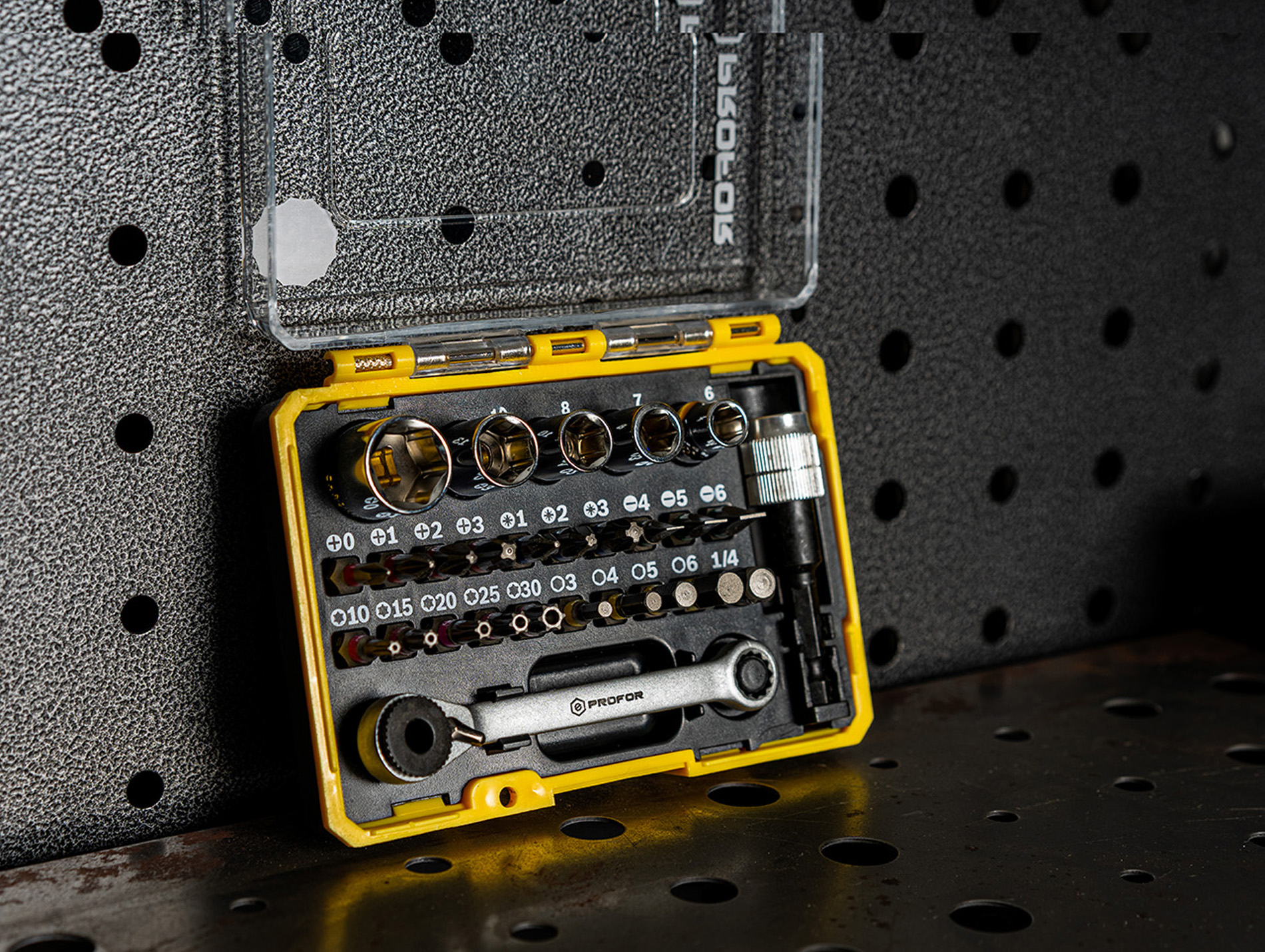 Coffret de serrage PROFOR 1/4" 27 pièces