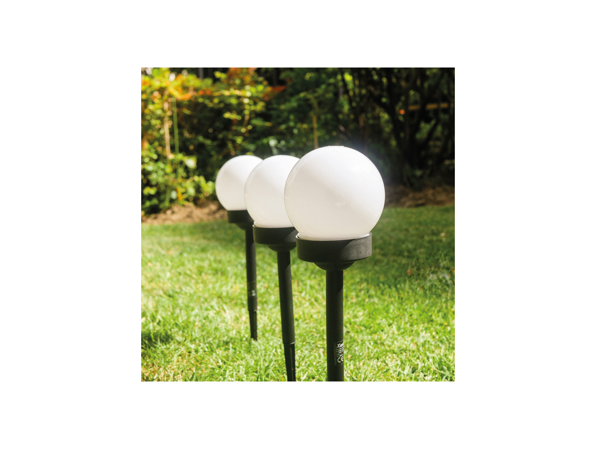Lot de 3 piquets boules LED solaires