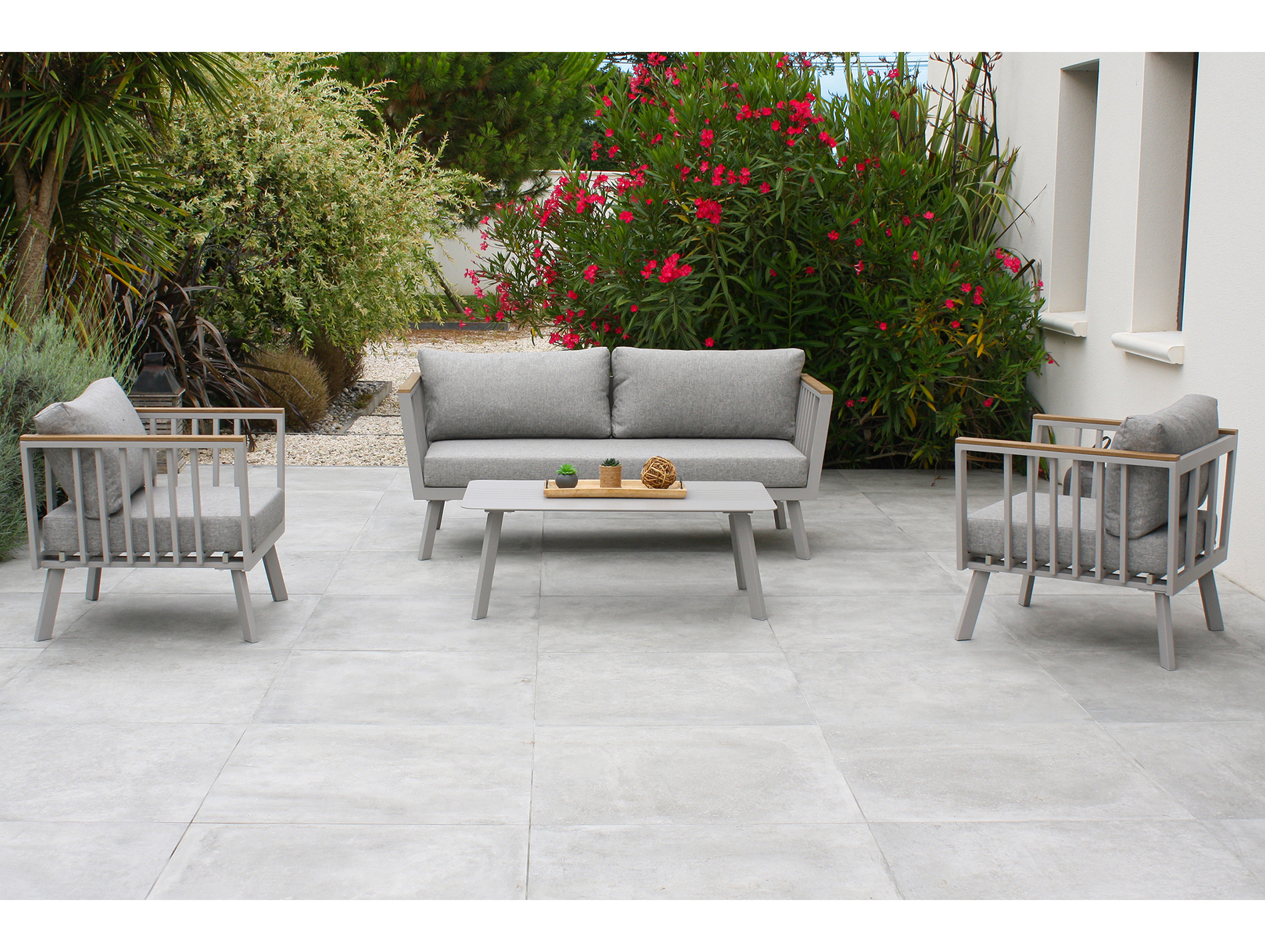 Salon de jardin bas aluminium DCB GARDEN Napoli 5 places gris