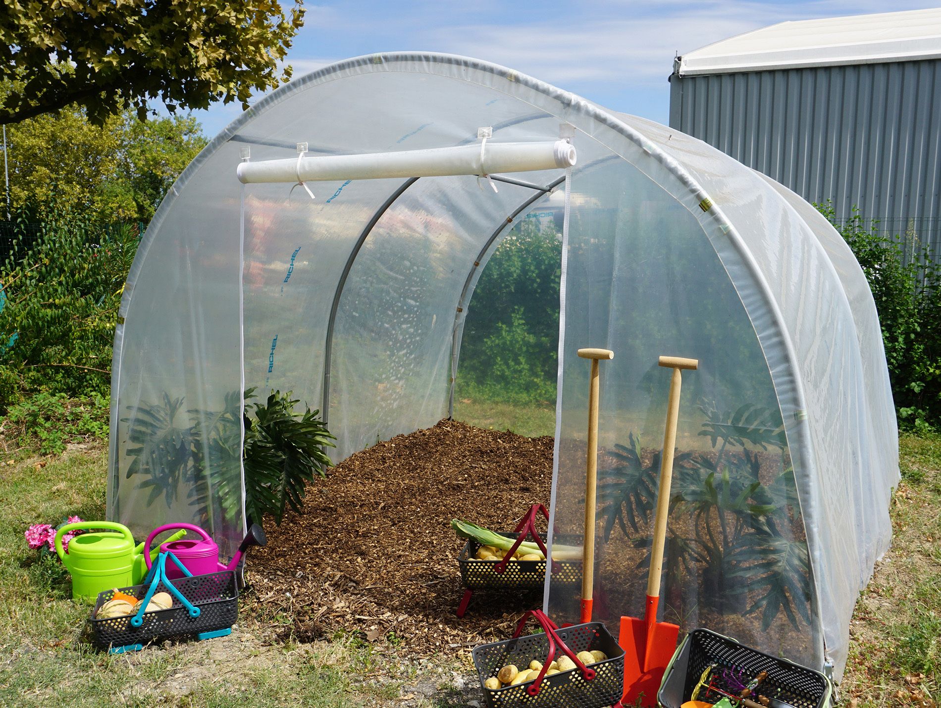 Serre de jardin RICHEL pieds droits 1 porte 9m²