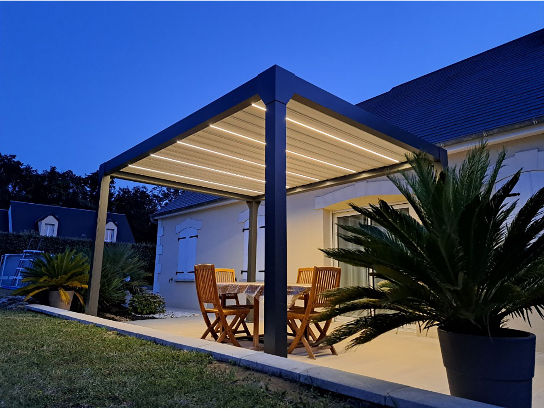 Pergola bioclimatique alu GREEN OUTSIDE Actual 4x3 led gris