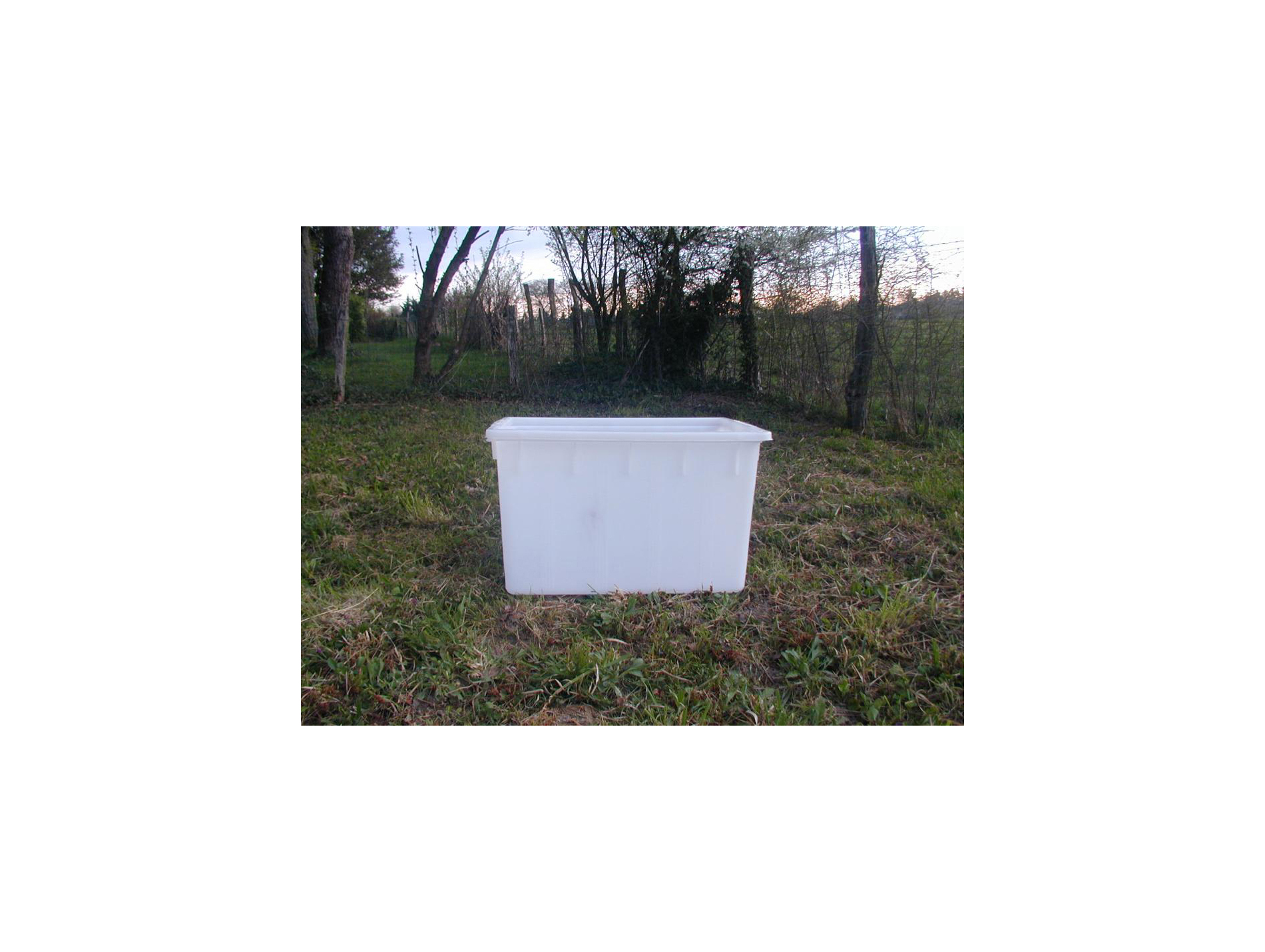 Bac rectangulaire alimentaire emboîtable 200L