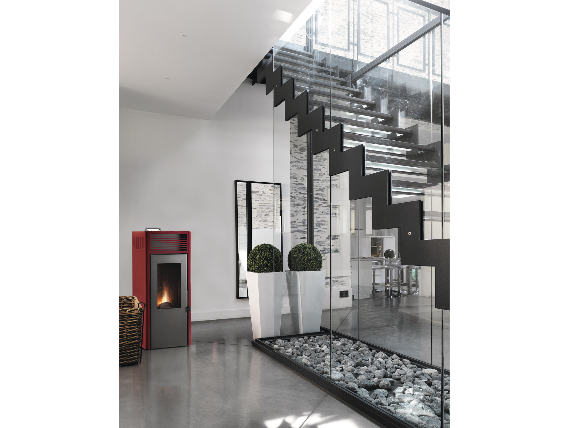 Poêle à granulés INVICTA Nola 7kW rouge