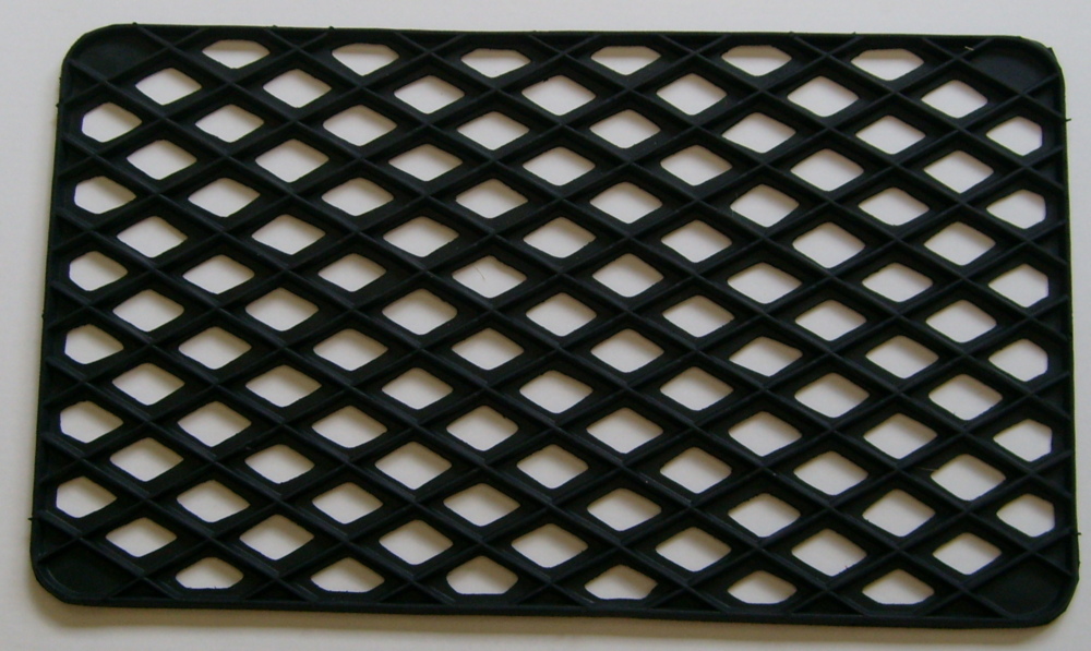 Grille caoutchouc BTB noir 33x56cm 10mm