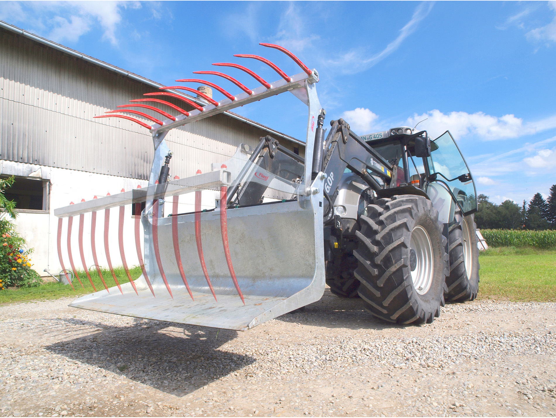 Benne multiservice EUROFARM 1,80m galva attelage MX