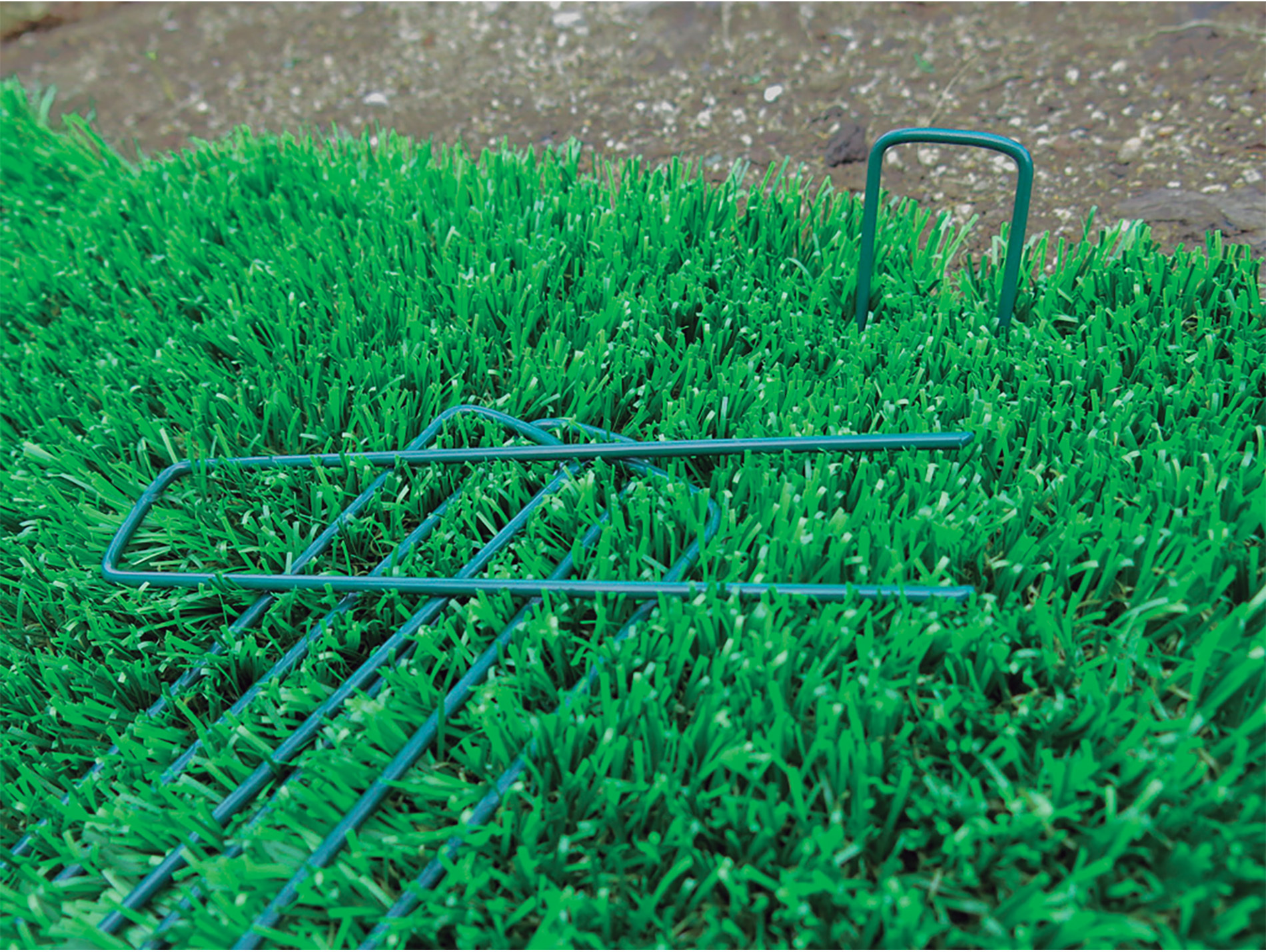 Agrafes de fixation NORTENE Fixsol vert H.17x l.3,5cm x10