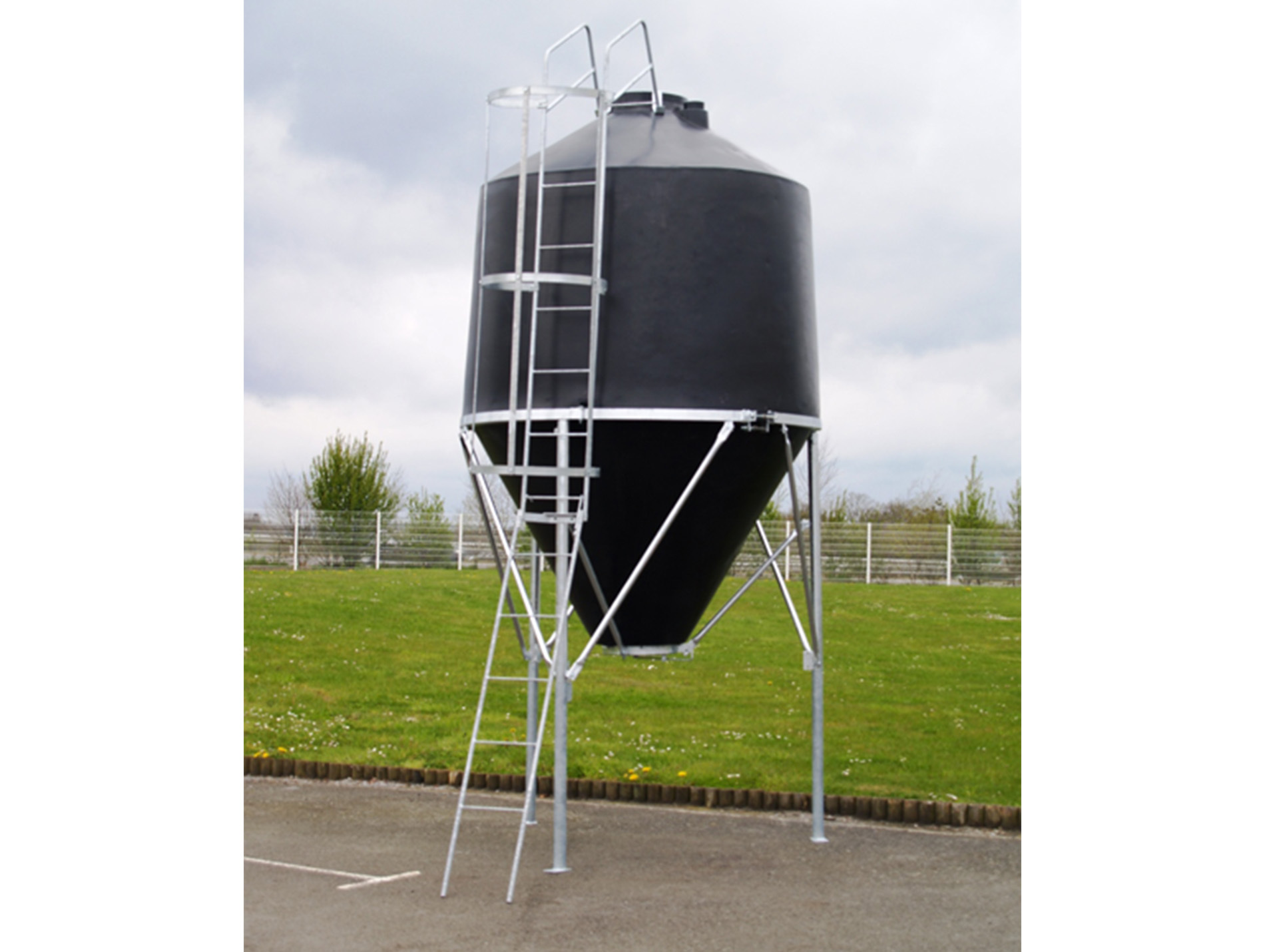 Silo ROTOTEC 6m3 cone axial + échelle crinoline