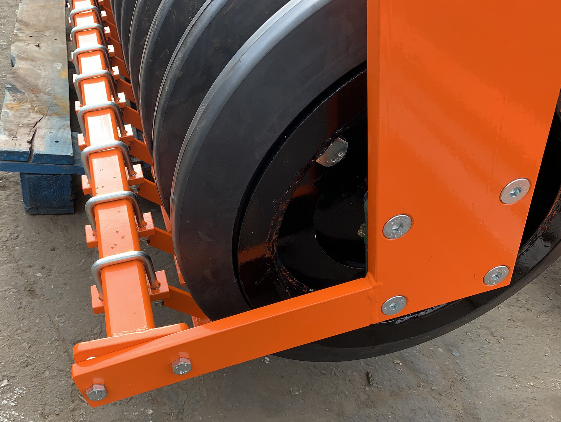 Rouleau en caoutchouc Ø500mm pour déchaumeur SPEC HD 4,80m