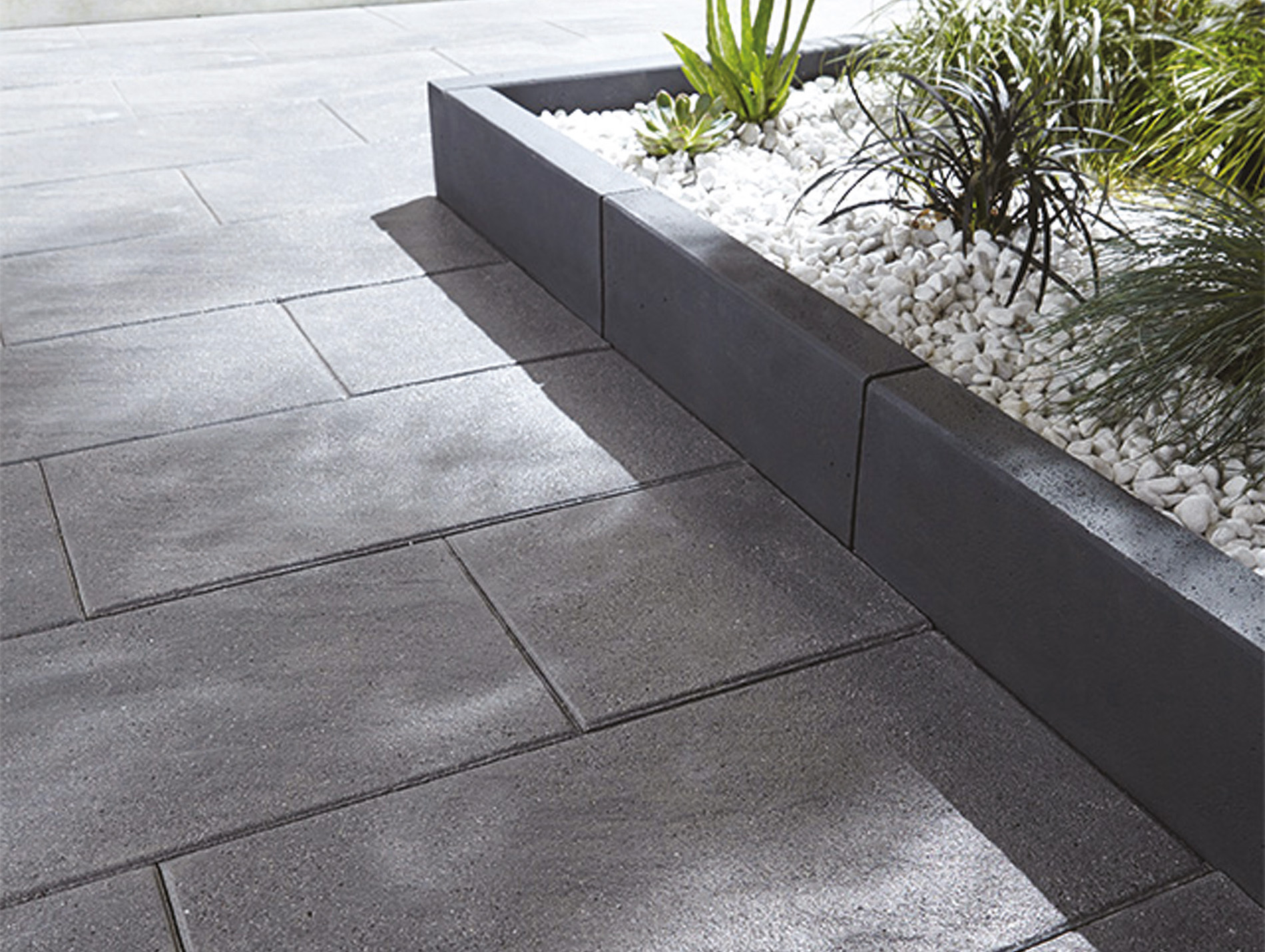 Dalle béton pressé Torino 60x30x4cm gris anthracite