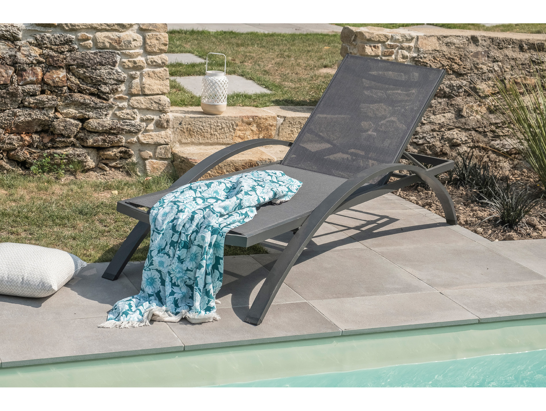 Bain de soleil aluminium DCB GARDEN Barcelona noir